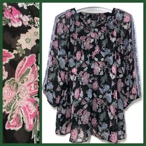 I.N. Studio woman Semi-sheer Floral Blouse